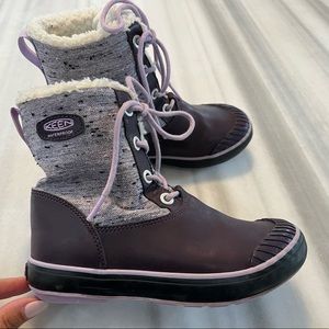 Kids Keen snow boots